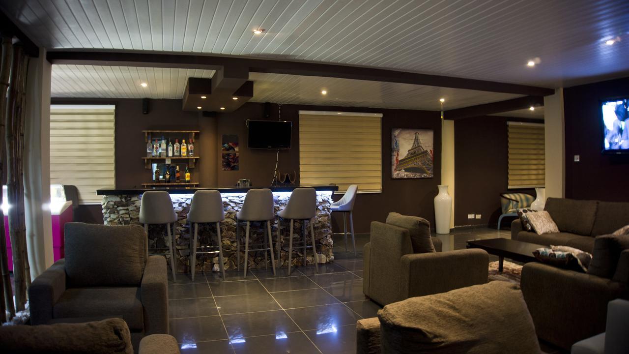 M Suites Hotel Accra Exterior foto