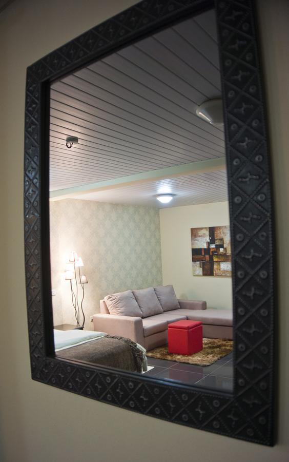 M Suites Hotel Accra Exterior foto